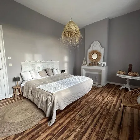 Le Clos Girona Villa *