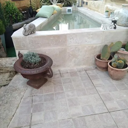 Le Clos Girona Villa